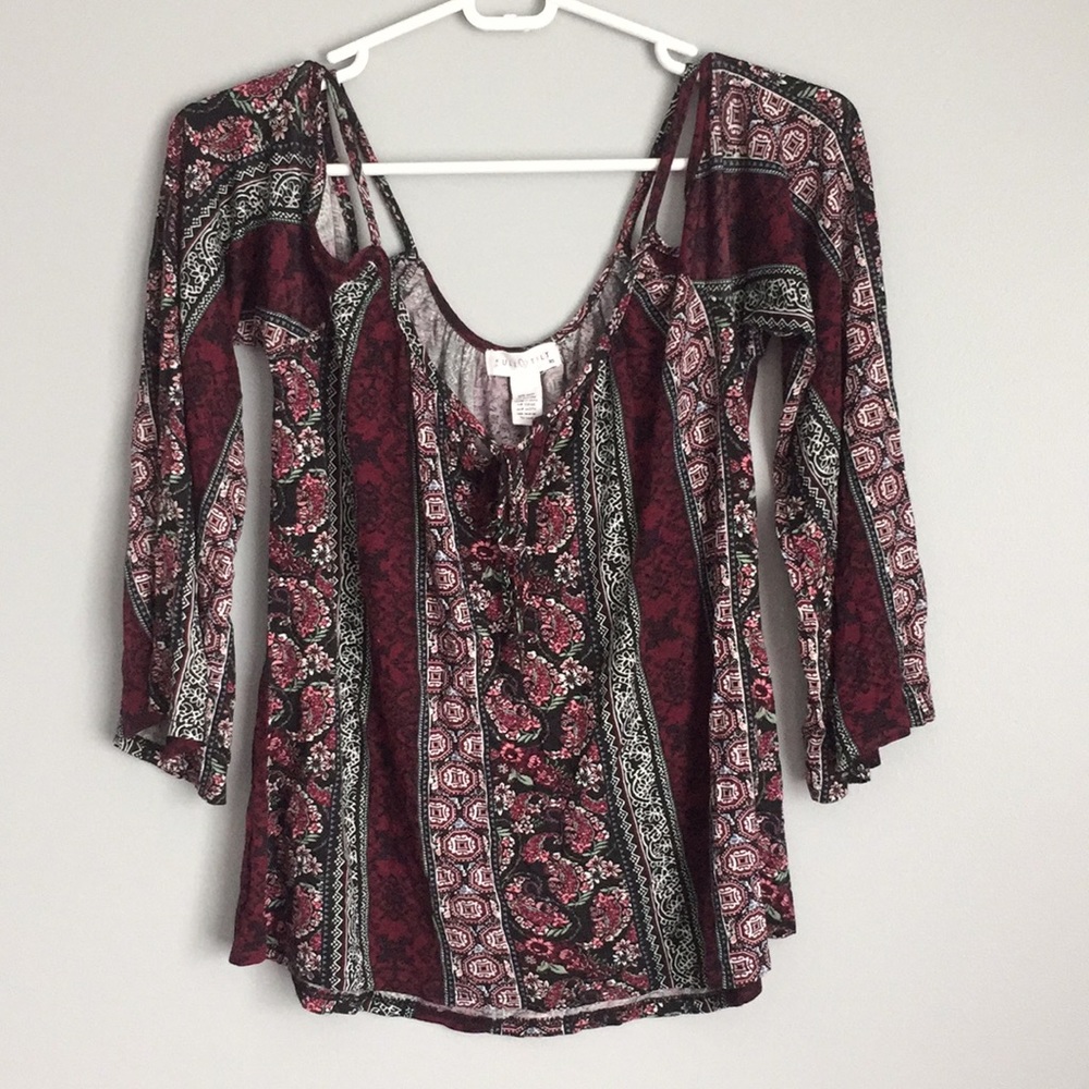 Full Tilt patterned top